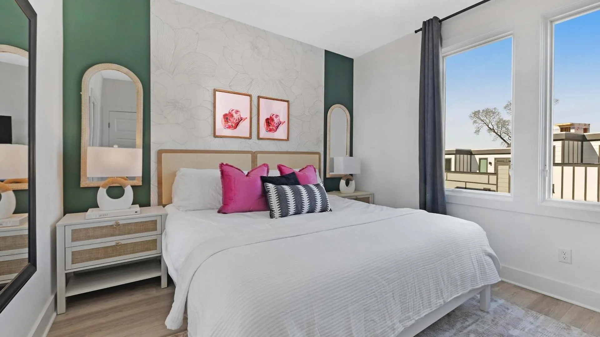 The Azalea & The Sunflower - Two Four Bedroom Homes Nashville Holiday home